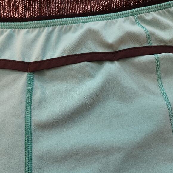 Lululemon Women's Run Speed Short Blue Tropics Size 10 - Picture 8 of 8